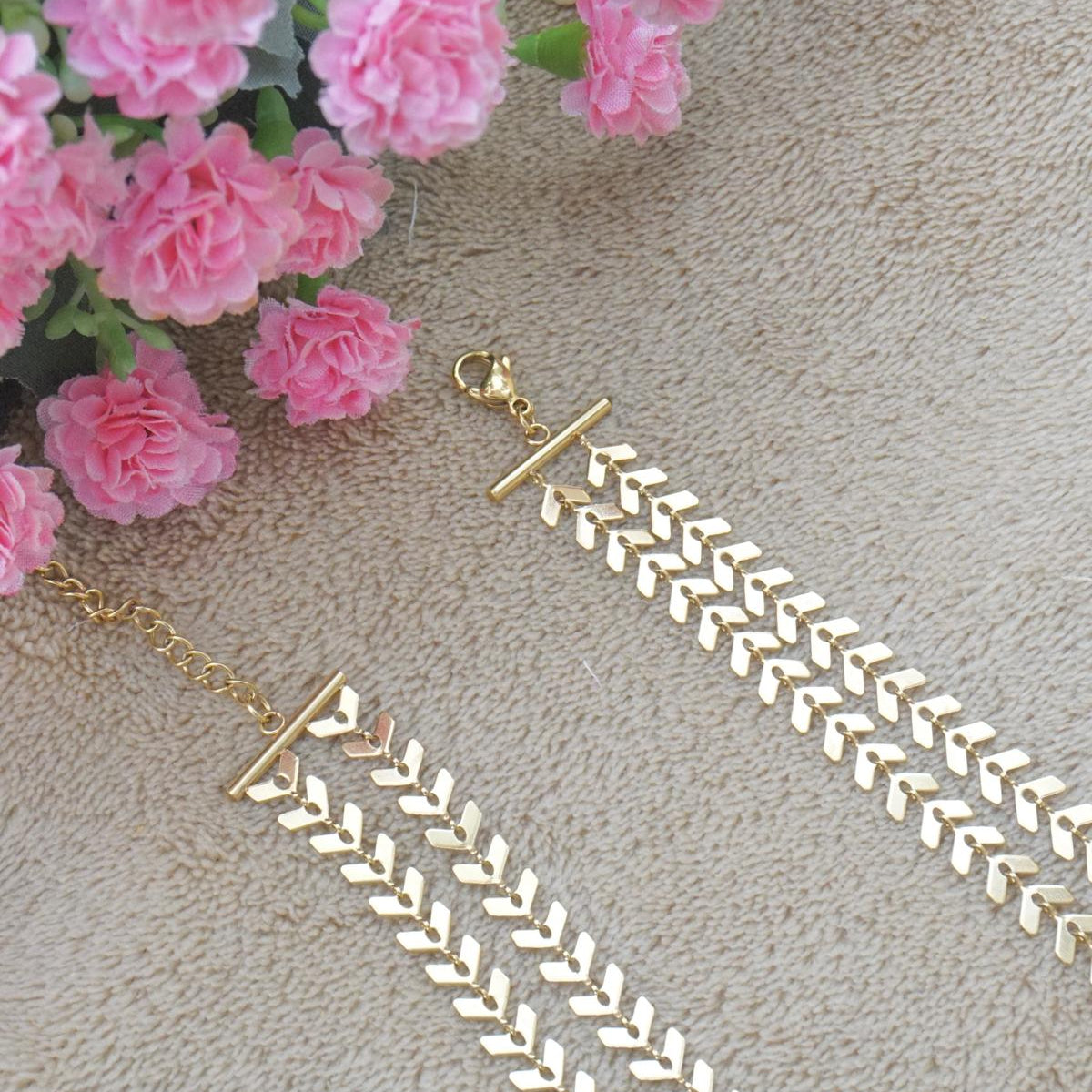 Chocker Hojas