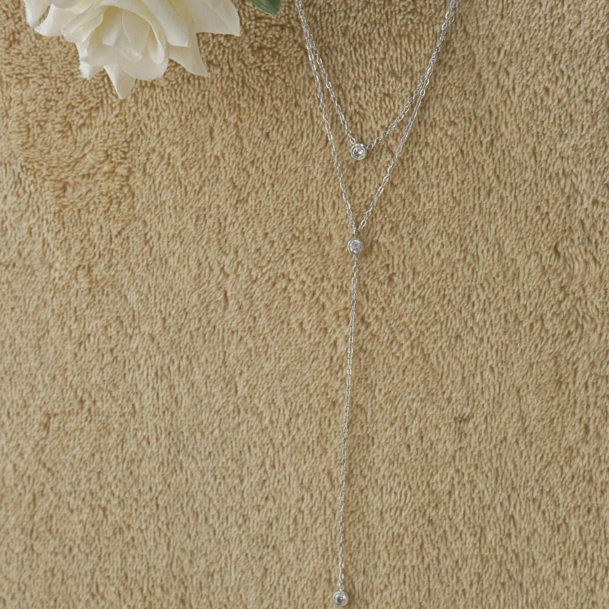 Collar Inés