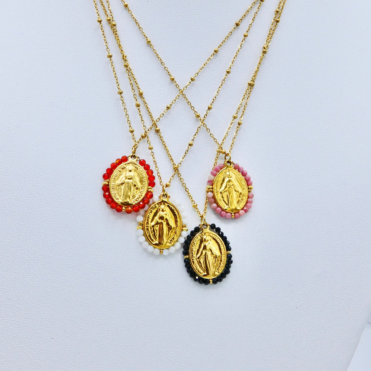 Collar Milagrosas bolitas