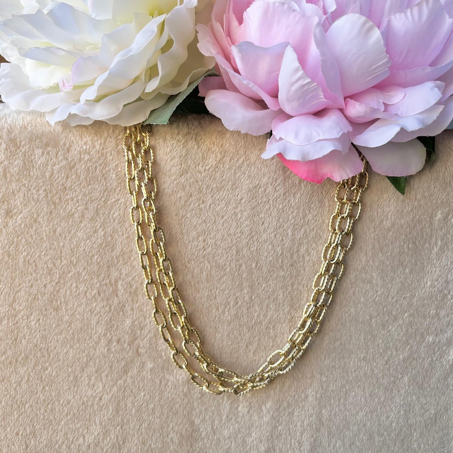 Collar Camelia