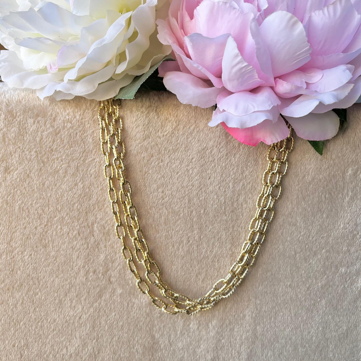 Collar Camelia
